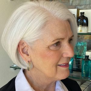 Meet your Posher, Ellen